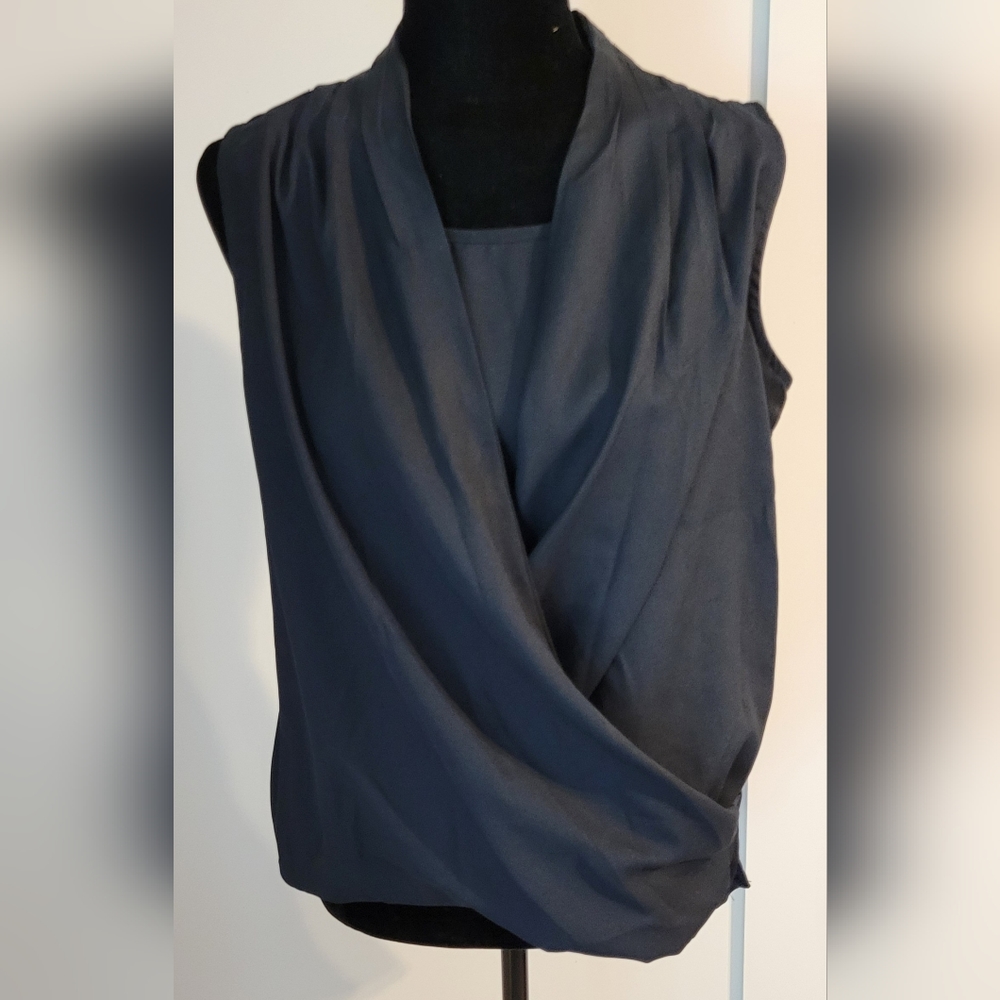 Sleeveless Navy business casual tank